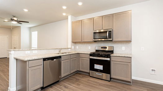 Conroe 2-story, 5-bed 2344 Green Sturgeon Court-idx