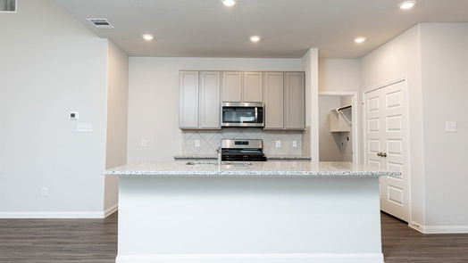 Conroe 2-story, 4-bed 2337 Green Sturgeon Court-idx