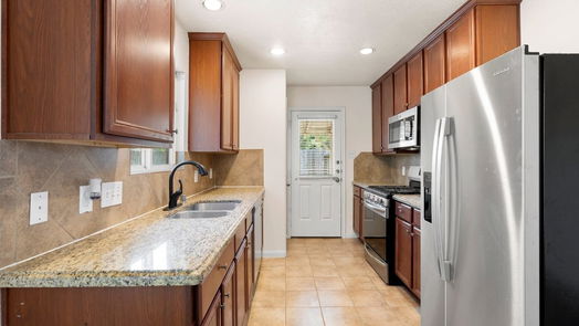 Houston 1-story, 4-bed 11858 Red Hummingbird Drive-idx