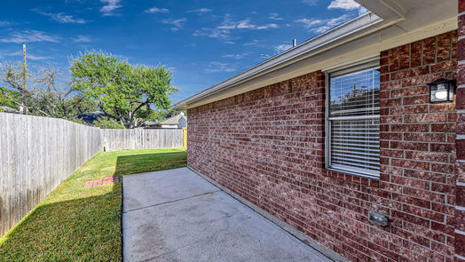 Houston 1-story, 3-bed 16874 Anna Green Street-idx