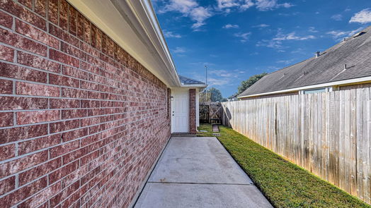 Houston 1-story, 3-bed 16874 Anna Green Street-idx