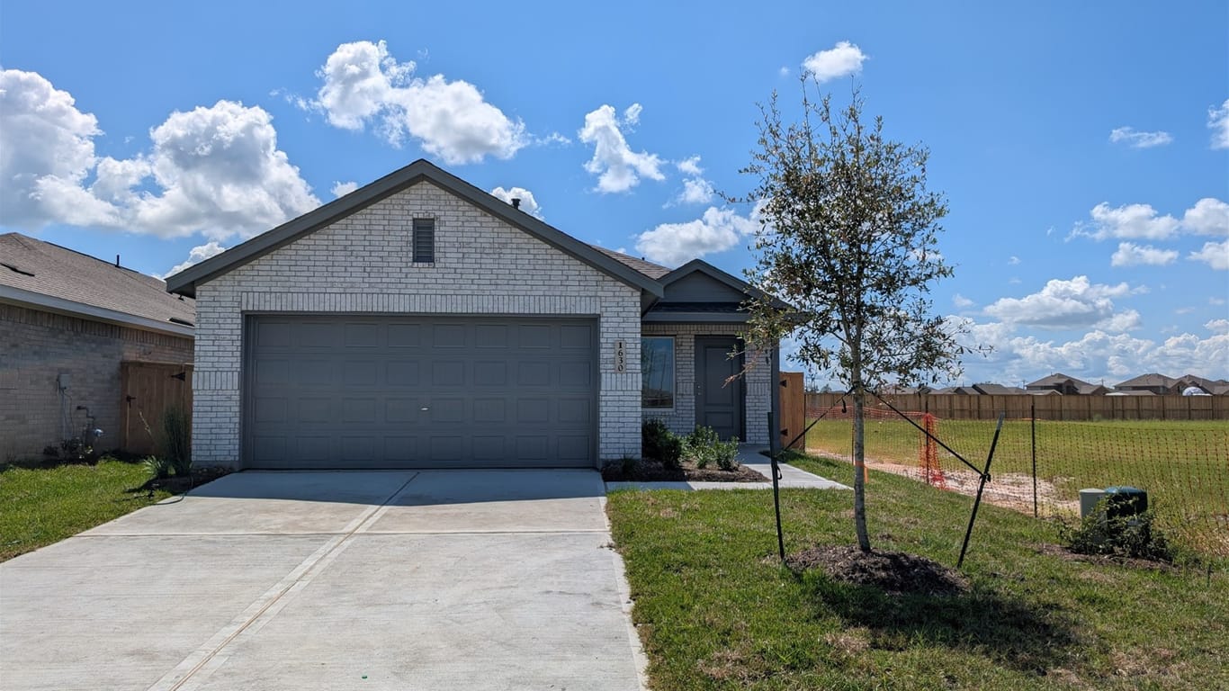 Angleton null-story, 4-bed 2915 Summer Breeze Way-idx