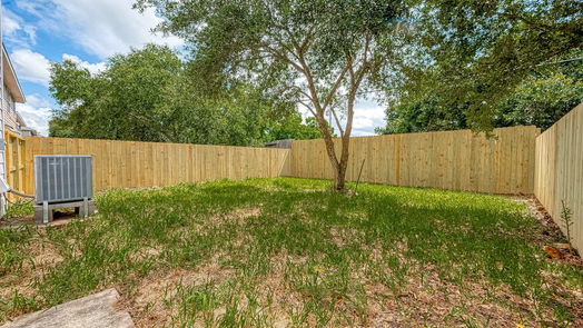 Dickinson 2-story, 3-bed 422 Folk Crest Lane-idx