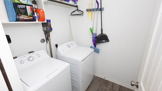 Dickinson 1-story, 3-bed 1812 Bright Way Lane-idx