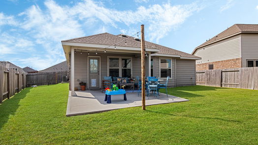 Dickinson null-story, 4-bed 4331 Oakdale Mist Drive-idx
