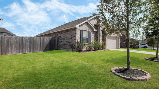 Dickinson null-story, 4-bed 4331 Oakdale Mist Drive-idx