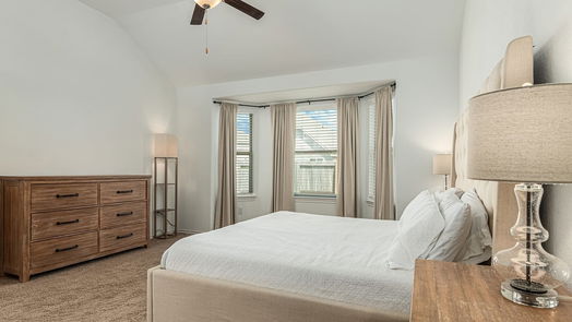 Dickinson null-story, 4-bed 4331 Oakdale Mist Drive-idx