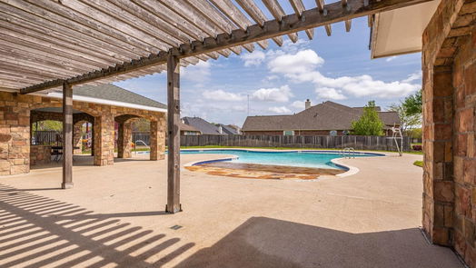 Dickinson null-story, 4-bed 4331 Oakdale Mist Drive-idx