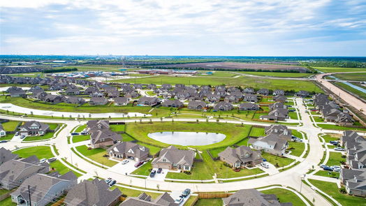 Mont Belvieu 2-story, 4-bed 14815 Churchill Downs Avenue-idx