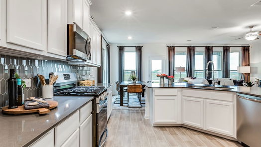 Mont Belvieu 2-story, 4-bed 14815 Churchill Downs Avenue-idx
