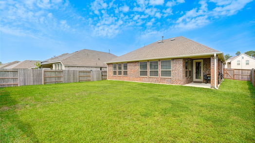 New Caney 1-story, 3-bed 18915 Lazzaro Springs Drive-idx