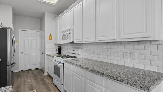 Pasadena 2-story, 3-bed 6223 Stoney Creek Drive-idx
