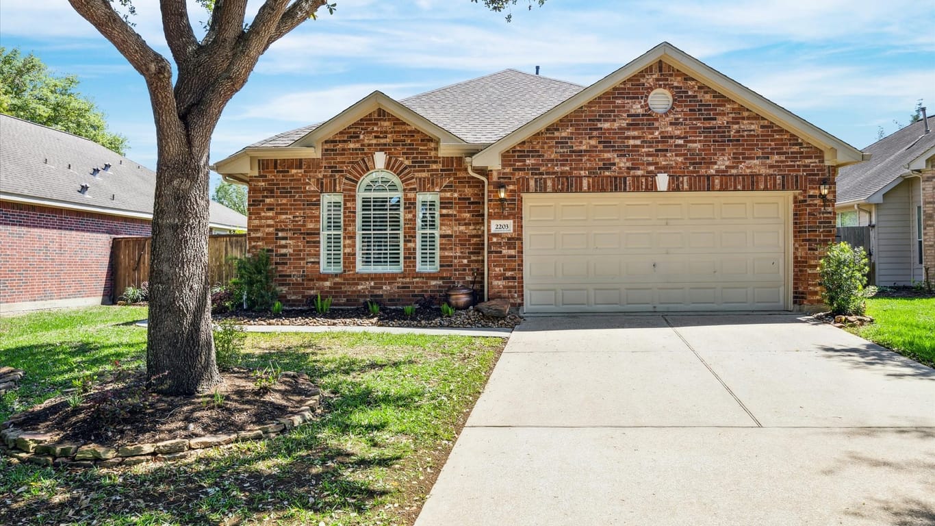 Pearland 1-story, 2-bed 2203 W Marsala Drive-idx