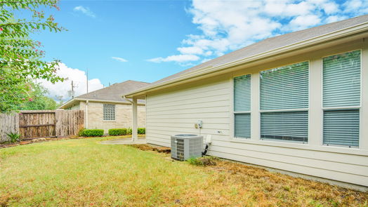 Pearland 1-story, 3-bed 1250 N Riviera Circle-idx