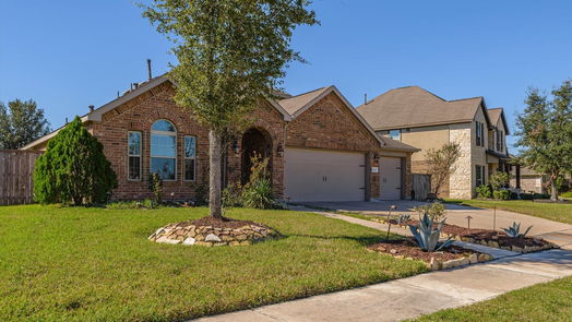Pearland 2-story, 4-bed 2212 Meadow Wind Drive-idx