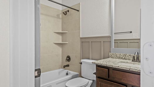 Pearland 2-story, 4-bed 2212 Meadow Wind Drive-idx