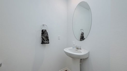Pinehurst 2-story, 4-bed 1234 Blue Hazel Court-idx