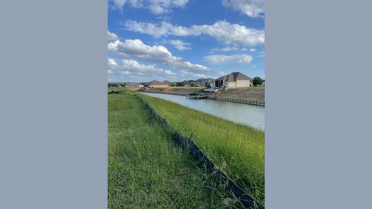 Willis 2-story, 4-bed 12905 French Quarter Drive-idx
