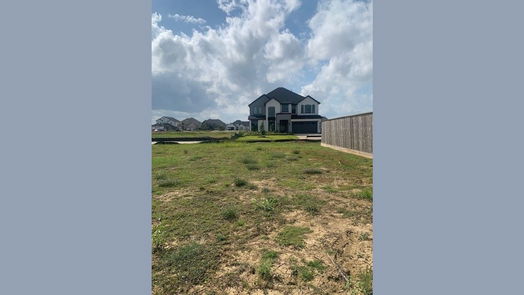 Willis 2-story, 4-bed 12916 French Quarter Drive-idx