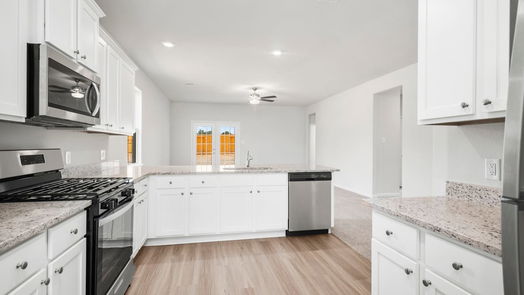 Conroe 1-story, 3-bed 16379 Sweet Grove Drive-idx