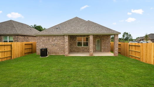 Conroe 1-story, 3-bed 6155 White Spruce Drive-idx