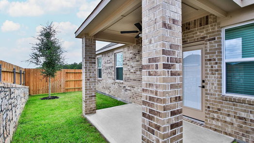 Conroe 1-story, 3-bed 6123 White Spruce Drive-idx