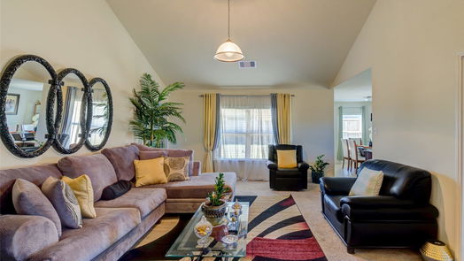 Humble 1-story, 3-bed 20435 Flatiron Drive-idx