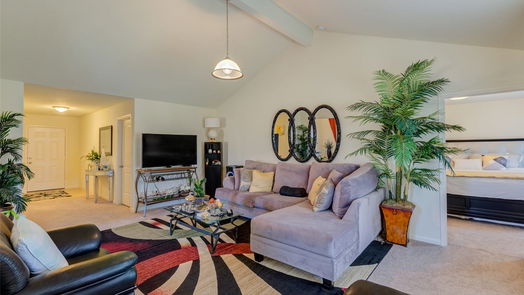 Humble 1-story, 3-bed 20435 Flatiron Drive-idx