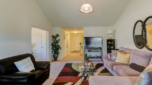Humble 1-story, 3-bed 20435 Flatiron Drive-idx