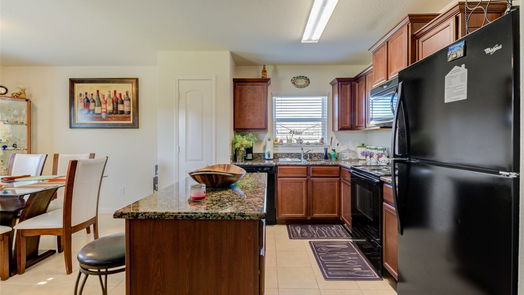 Humble 1-story, 3-bed 20435 Flatiron Drive-idx
