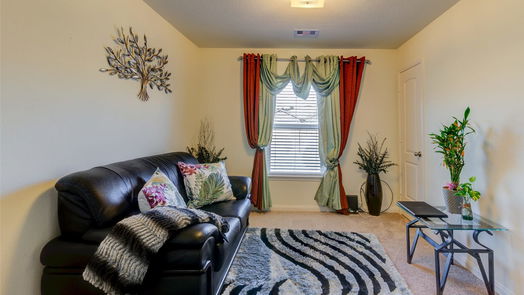Humble 1-story, 3-bed 20435 Flatiron Drive-idx