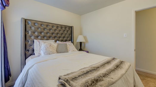 Humble 1-story, 3-bed 20435 Flatiron Drive-idx