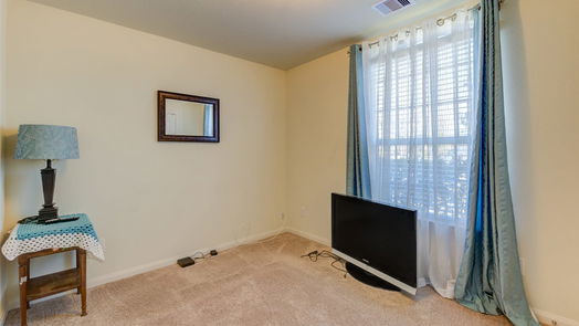 Humble 1-story, 3-bed 20435 Flatiron Drive-idx