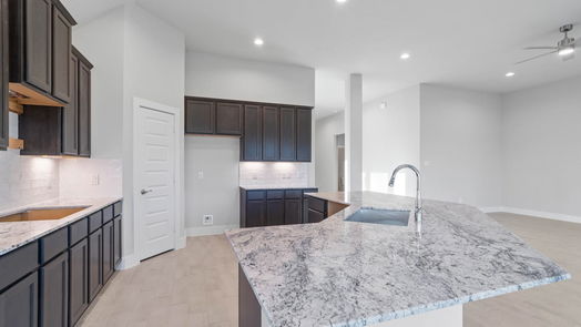 Conroe 1-story, 3-bed 3104 Red Buckeye Lane-idx