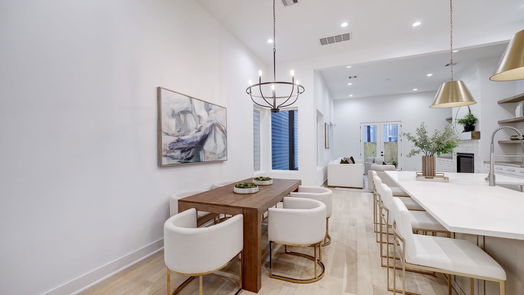 Houston 2-story, 3-bed 230 W 24th-idx