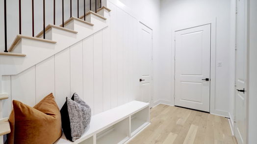 Houston 2-story, 3-bed 230 W 24th-idx