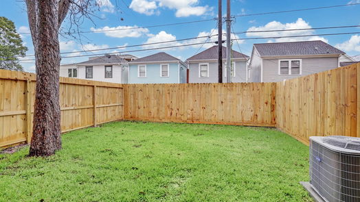 Houston 2-story, 3-bed 230 W 24th-idx