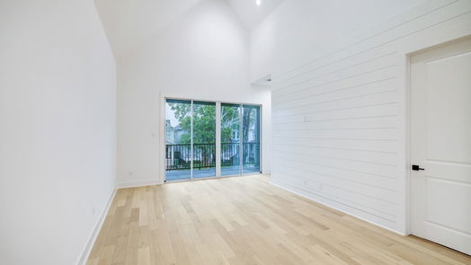 Houston 2-story, 3-bed 230 W 24th-idx