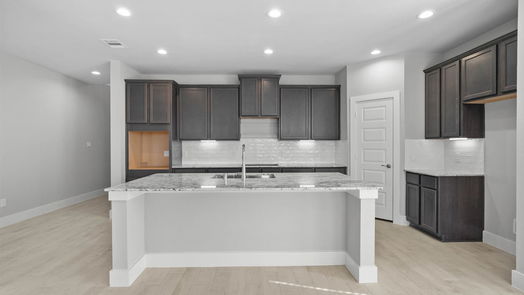 Rosenberg 2-story, 5-bed 4718 Whisperwood Drive-idx