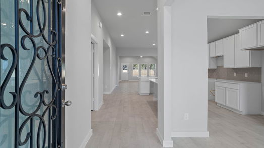 Spring 1-story, 3-bed 2375 Village Leaf Drive-idx