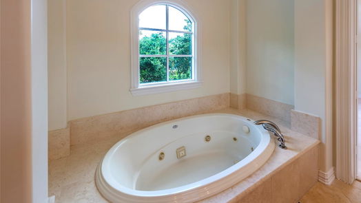 Houston 2-story, 5-bed 5035 Fieldwood Drive-idx