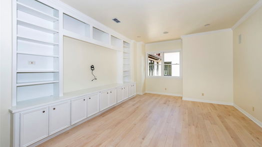 Houston 2-story, 5-bed 5035 Fieldwood Drive-idx