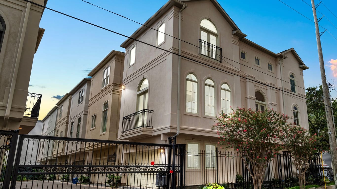 Houston 3-story, 3-bed 2624 Helena Street-idx