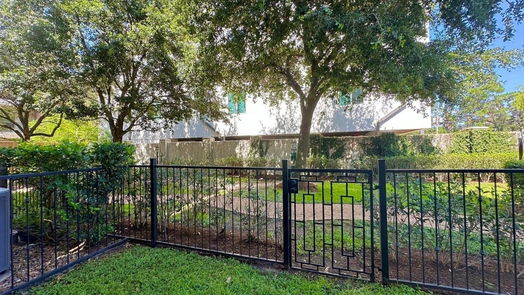 Houston 3-story, 3-bed 6004 Post Oak Green Lane-idx