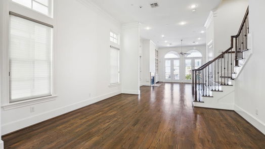 Houston 4-story, 4-bed 4725 Oakshire Drive-idx