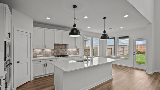 Cypress 2-story, 4-bed 8563 Pier Cove Drive-idx
