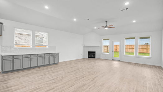 Cypress 1-story, 3-bed 8559 Pier Cove Drive-idx