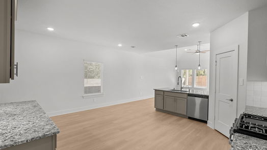 Montgomery 2-story, 4-bed 16105 Coffee Creek Court-idx