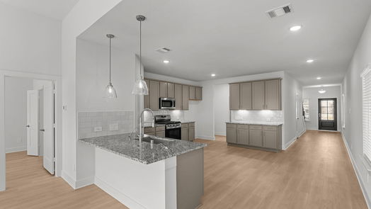 Montgomery 2-story, 4-bed 16105 Coffee Creek Court-idx