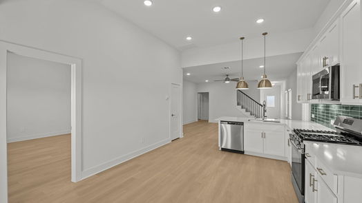 Willis 2-story, 4-bed 236 River Grove Street-idx